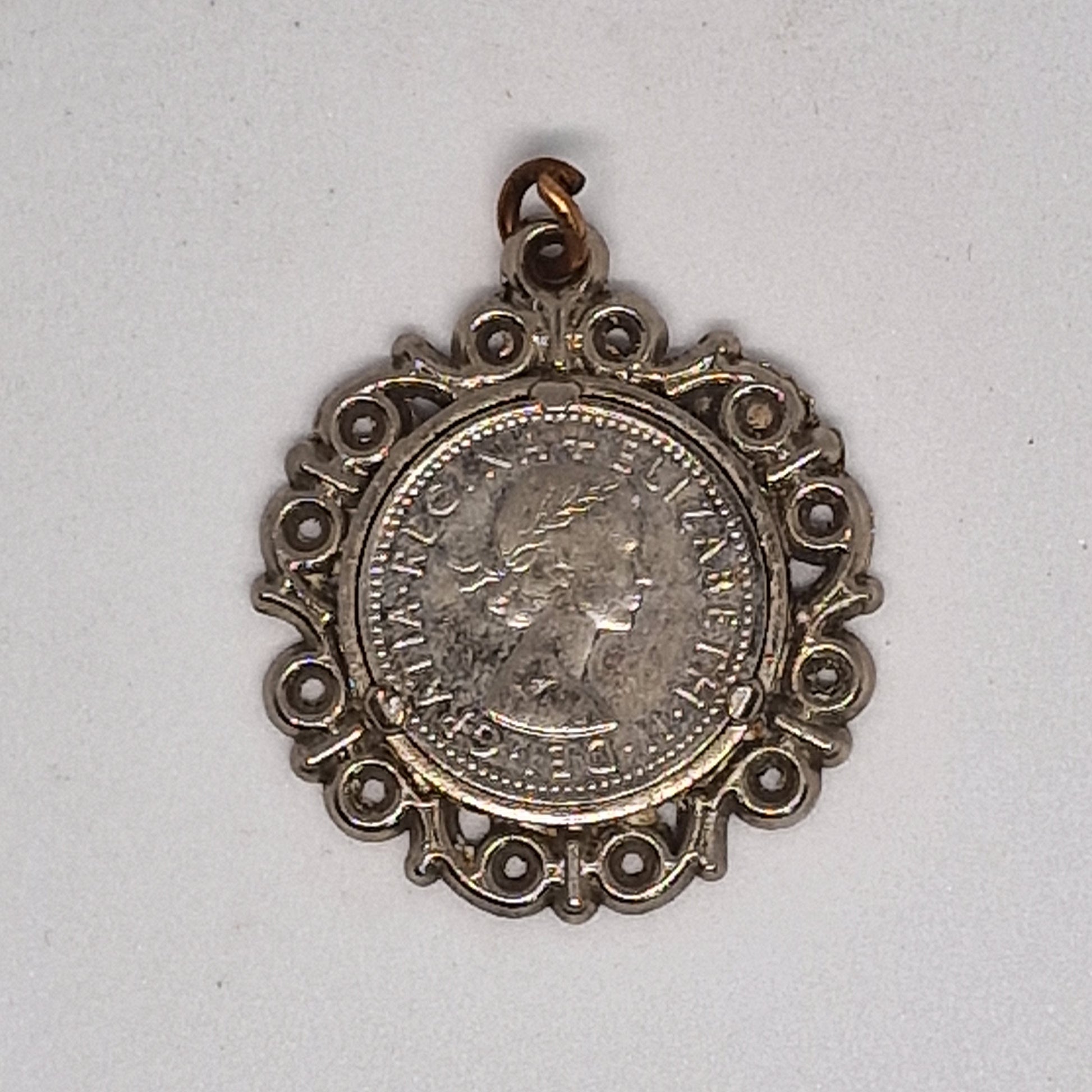 Vintage 1960s Silver-Tone Sixpence Coin Pendant Filigree Frame Lucky Charm Gift – photo 2