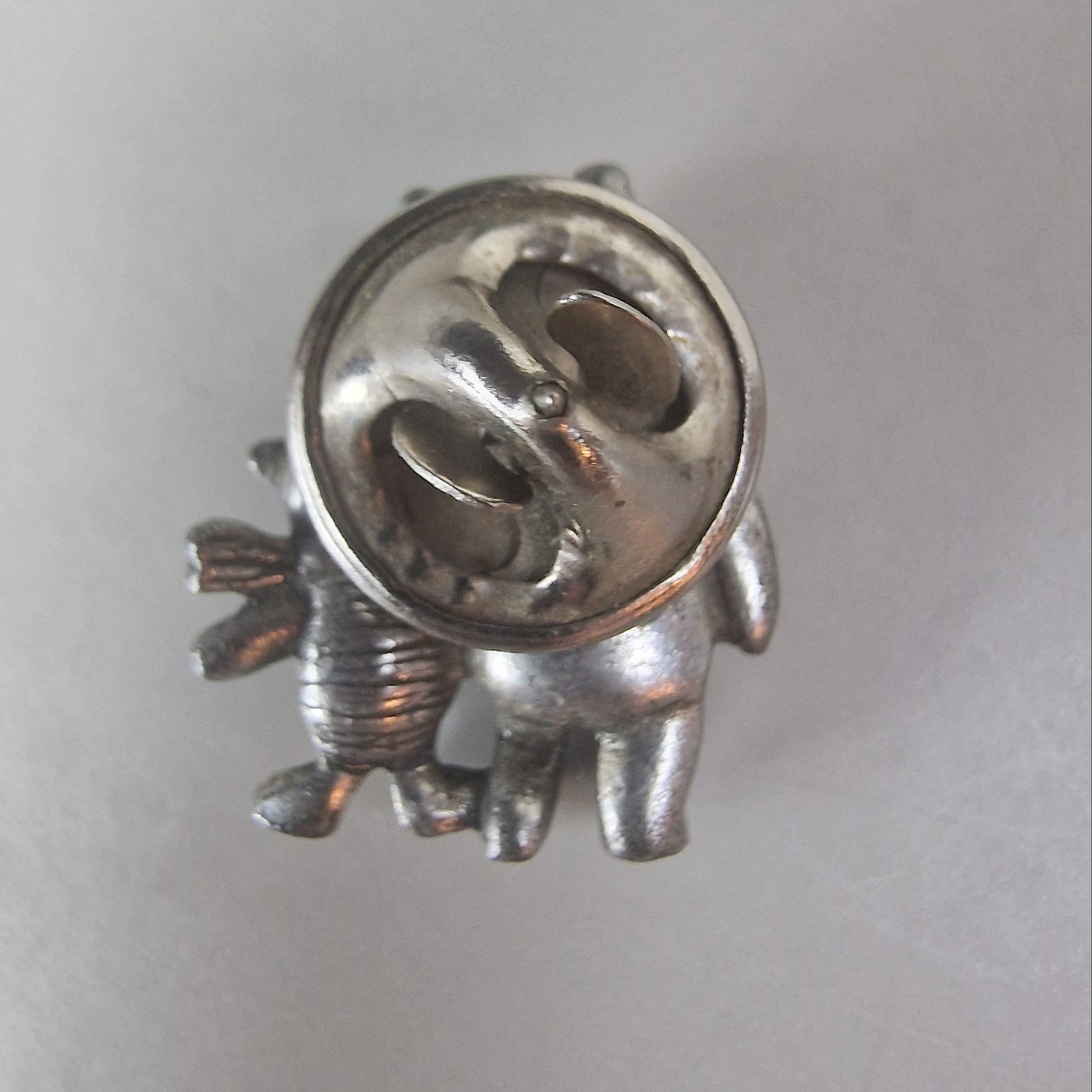 Vintage Silver-Tone Mama Bear And Baby Bear Novelty Figural Brooch Animal Pin – photo 2