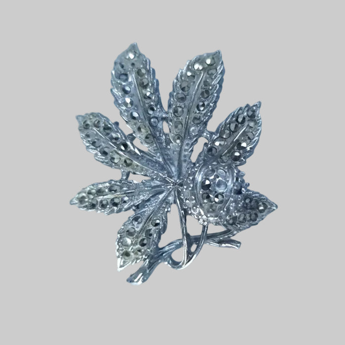 Vintage Exquisite 1960s Silver-Tone Marcasite Multi Leaf Brooch Signed Floral
