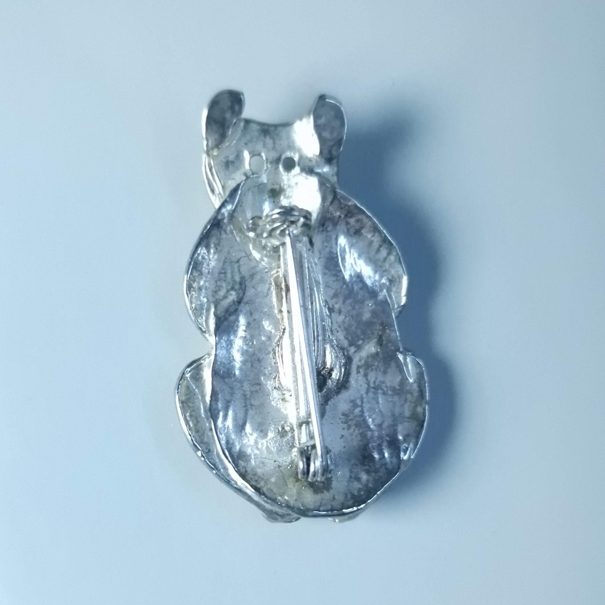 Vintage Silver-Tone Figural Bear Brooch Animal Lapel Pin 1980s Costume Jewelry – photo 2