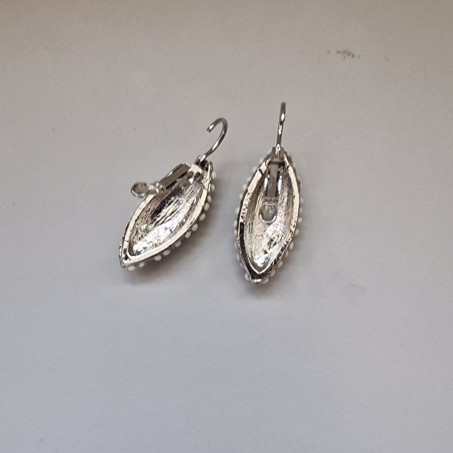 Vintage Silver-Tone Marquise Earrings Cream Stones Amber Rhinestone Lever Back – photo 7