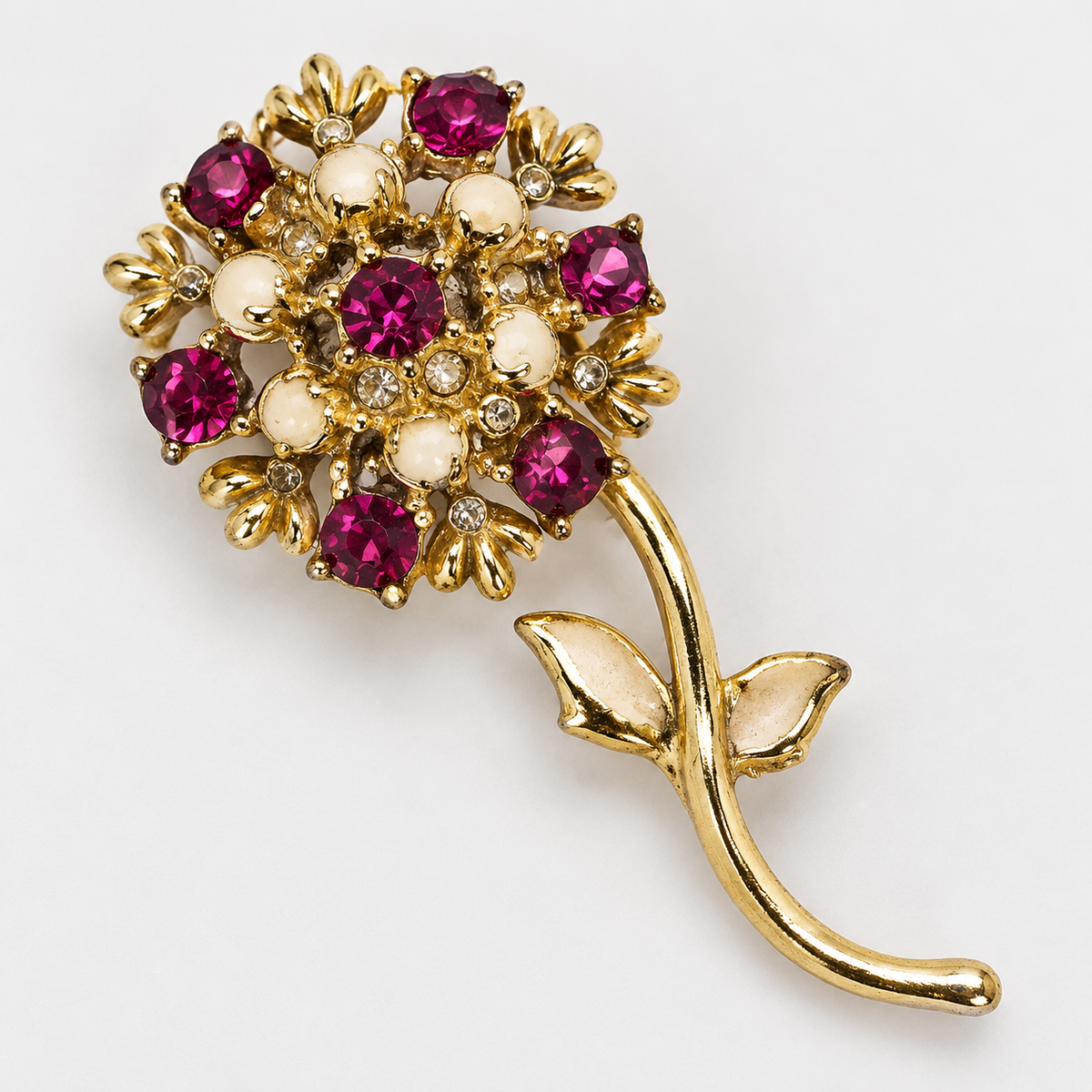 Vintage 1950s Gold-Tone Purple Amethyst Rhinestone Floral Cluster Brooch Chic