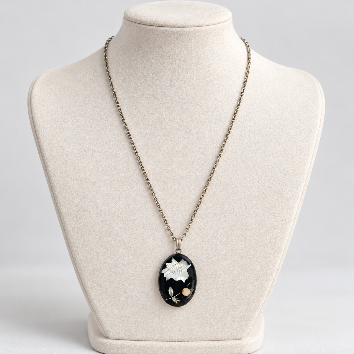 Vintage 1970s Black Silver-Tone Floral Botanical Necklace Mother Of Pearl Inlay