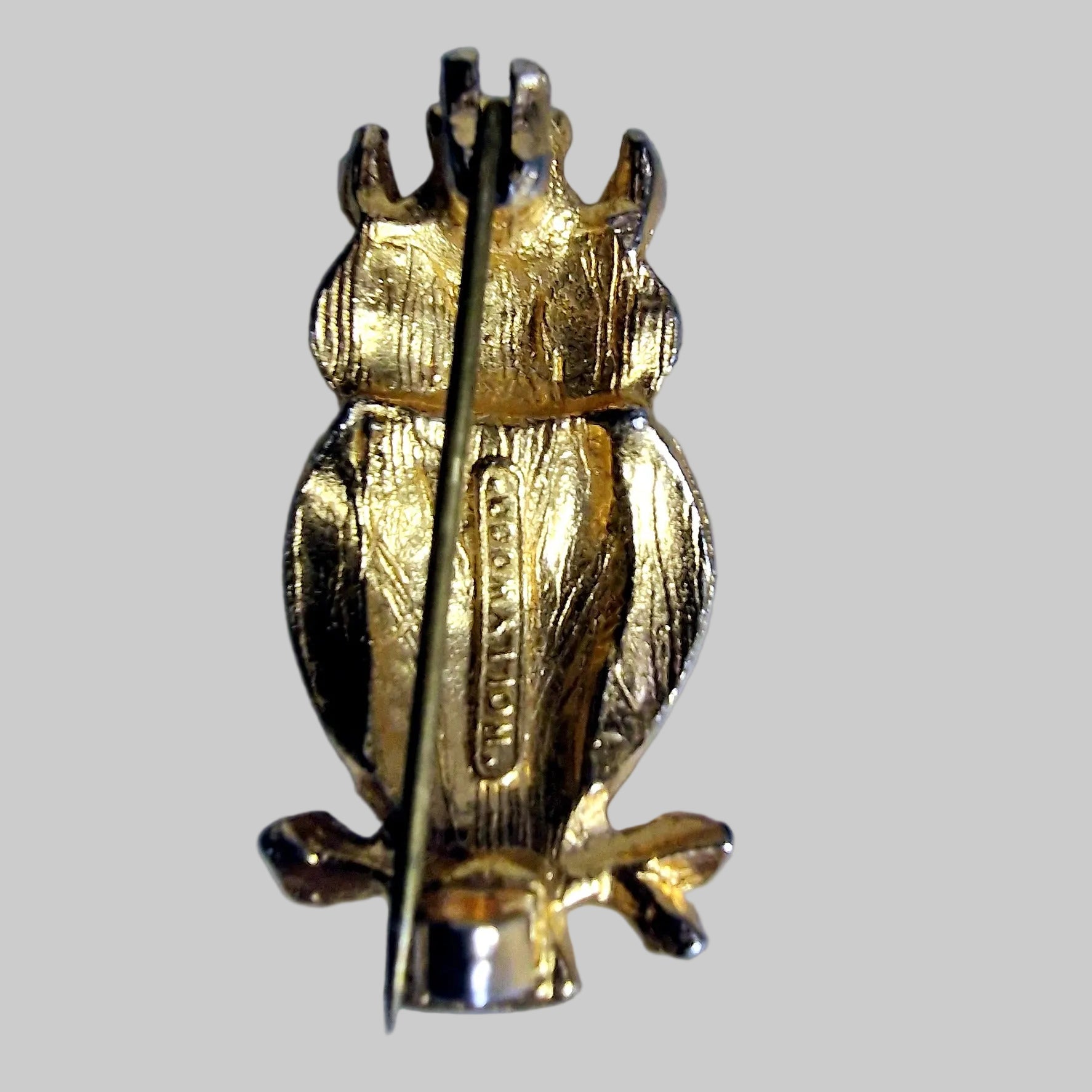 Hollywood Vintage Gold-Tone Owl Brooch Signed Figural Bird Pin – photo 2