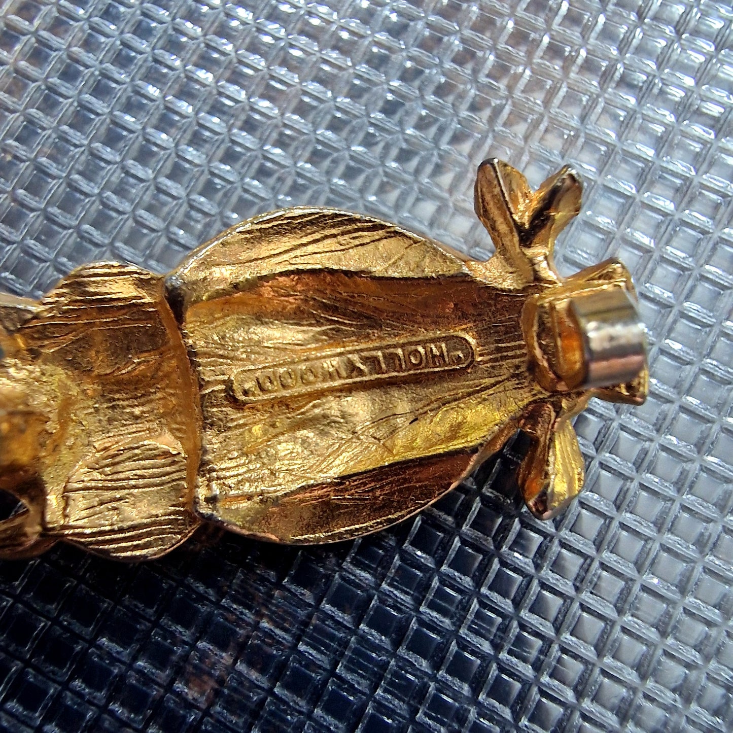 Hollywood Vintage Gold-Tone Owl Brooch Signed Figural Bird Pin – photo 3