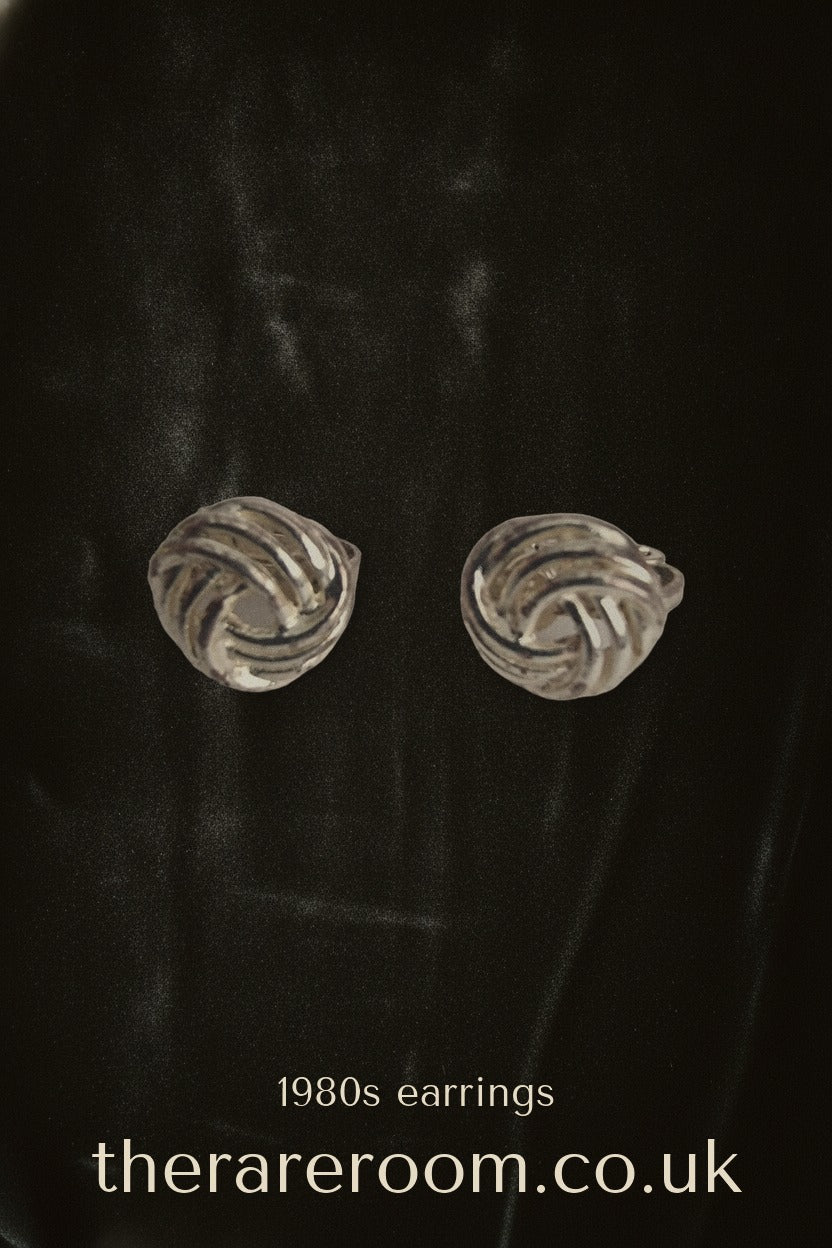Vintage 1980s Silver-Tone Love Knot Clip-On Earrings Retro Rope Twist Geometric — pinterest